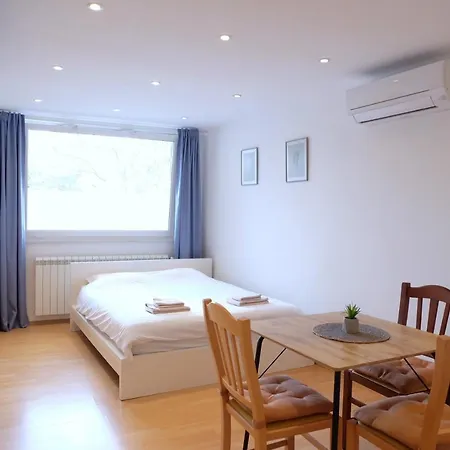 Apartment Bivalvia Koper