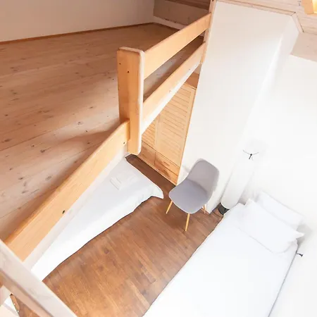 Apartment Bivalvia *